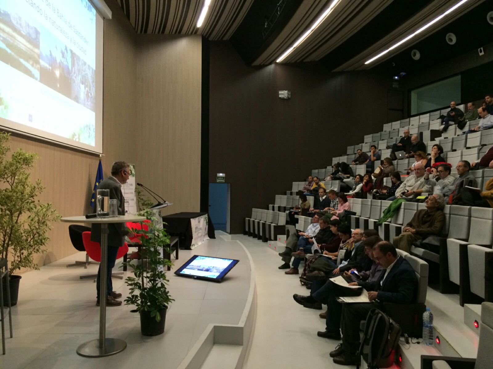 El presidente de FNYH, Carlos Sánchez presentando el proyecto LIFE Anilllo Verde